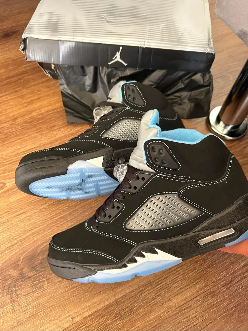 Jordan 5 university blue